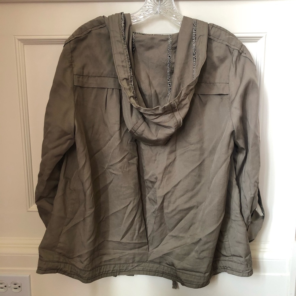 Green jacket - Picture 4 of 4